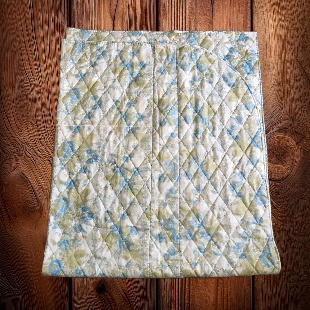 Vintage Blue Floral Bed Spread Light Wieght 106" x 92"
